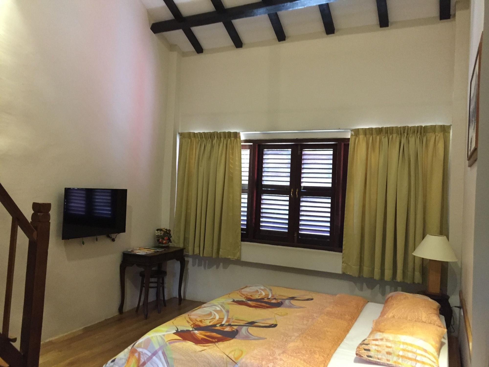 Palm Mansion Boutique Suites George Town Bagian luar foto